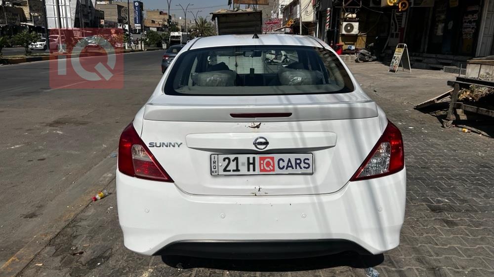 نيسان صني
